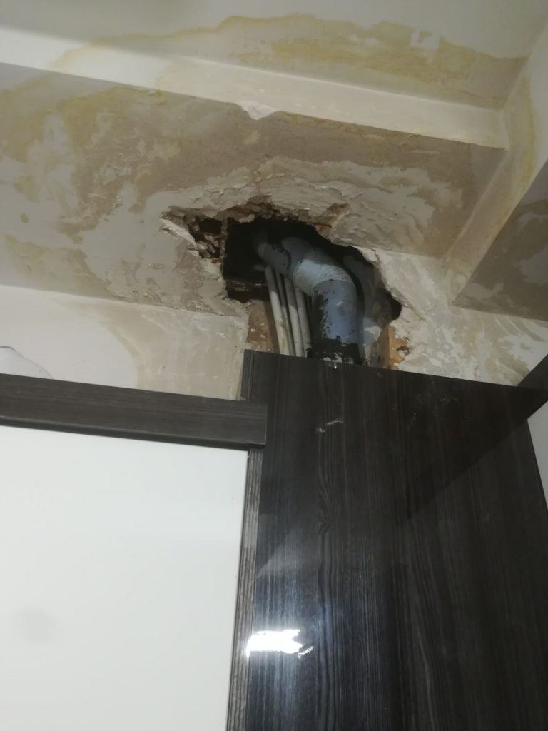 استفاده از چسب آب بندی در سیستم های لوله کشی فلزی قدیمی برای آب بندی و رفع نشتی: